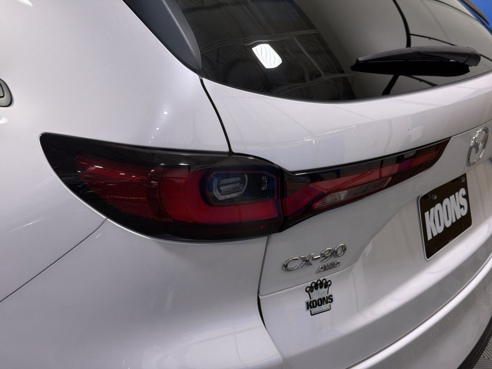Used 2024 MAZDA CX-90 Plug-In Hybrid w/ Preferred AWD/4WD image 17