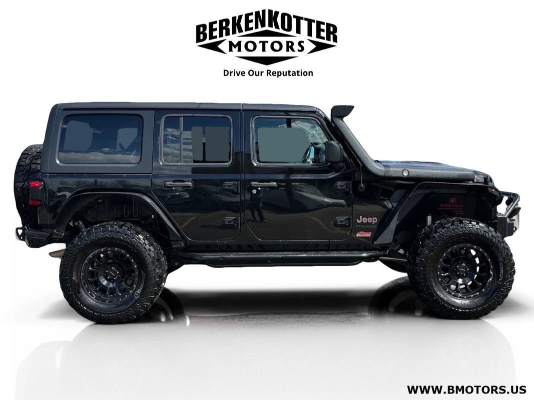 Used 2018 Jeep Wrangler Unlimited Rubicon image 2