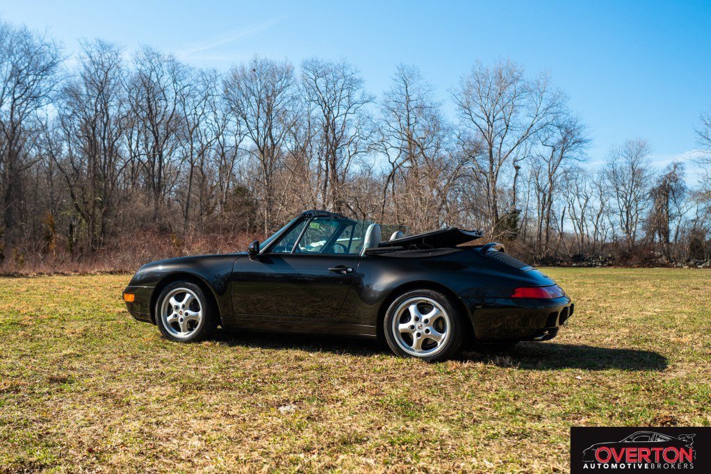 Used 1995 Porsche 911 Carrera RWD image 7