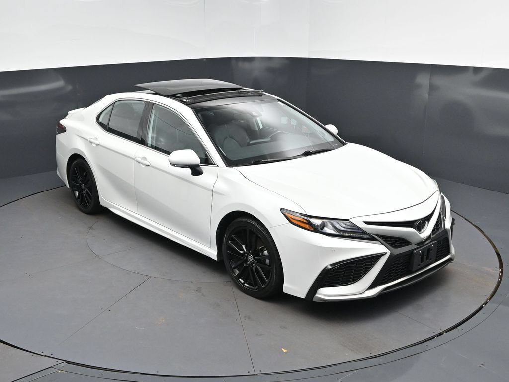 Used 2024 Toyota Camry XSE w/ Navigation Package AWD/4WD video 1