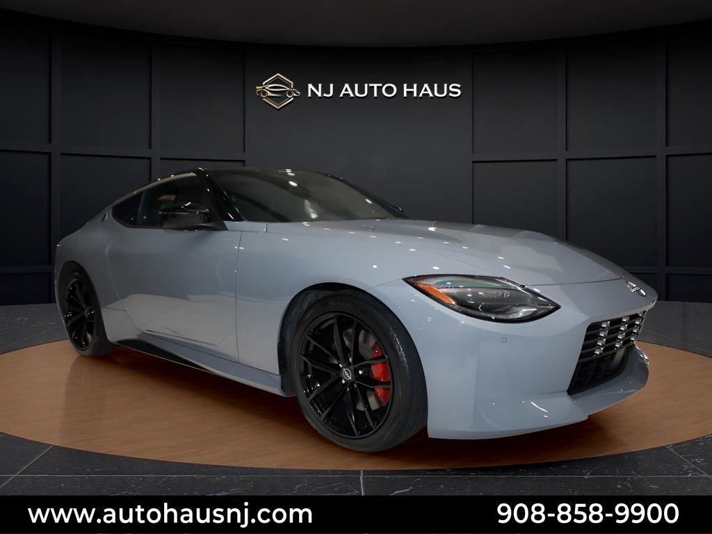Used 2024 Nissan Z Performance w/ Floor Mat Package