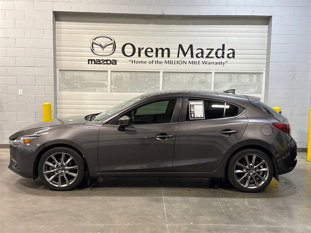 Used 2018 MAZDA MAZDA3 Grand Touring w/ Premium Equipment Package image 26