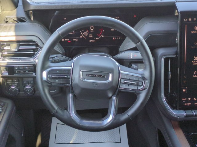 Certified 2025 GMC Yukon Denali AWD/4WD image 15