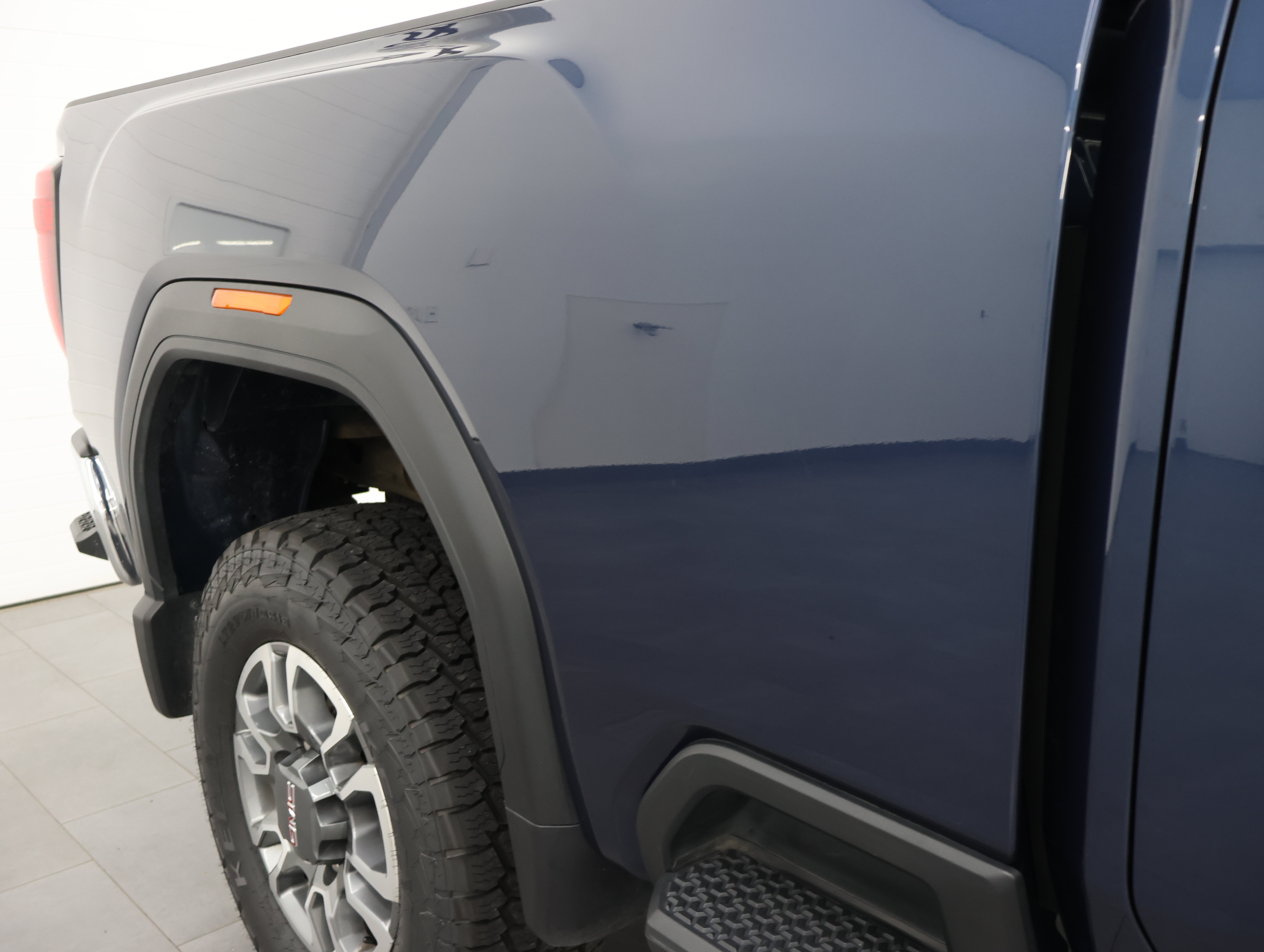 Used 2023 GMC Sierra 2500 SLE AWD/4WD image 26