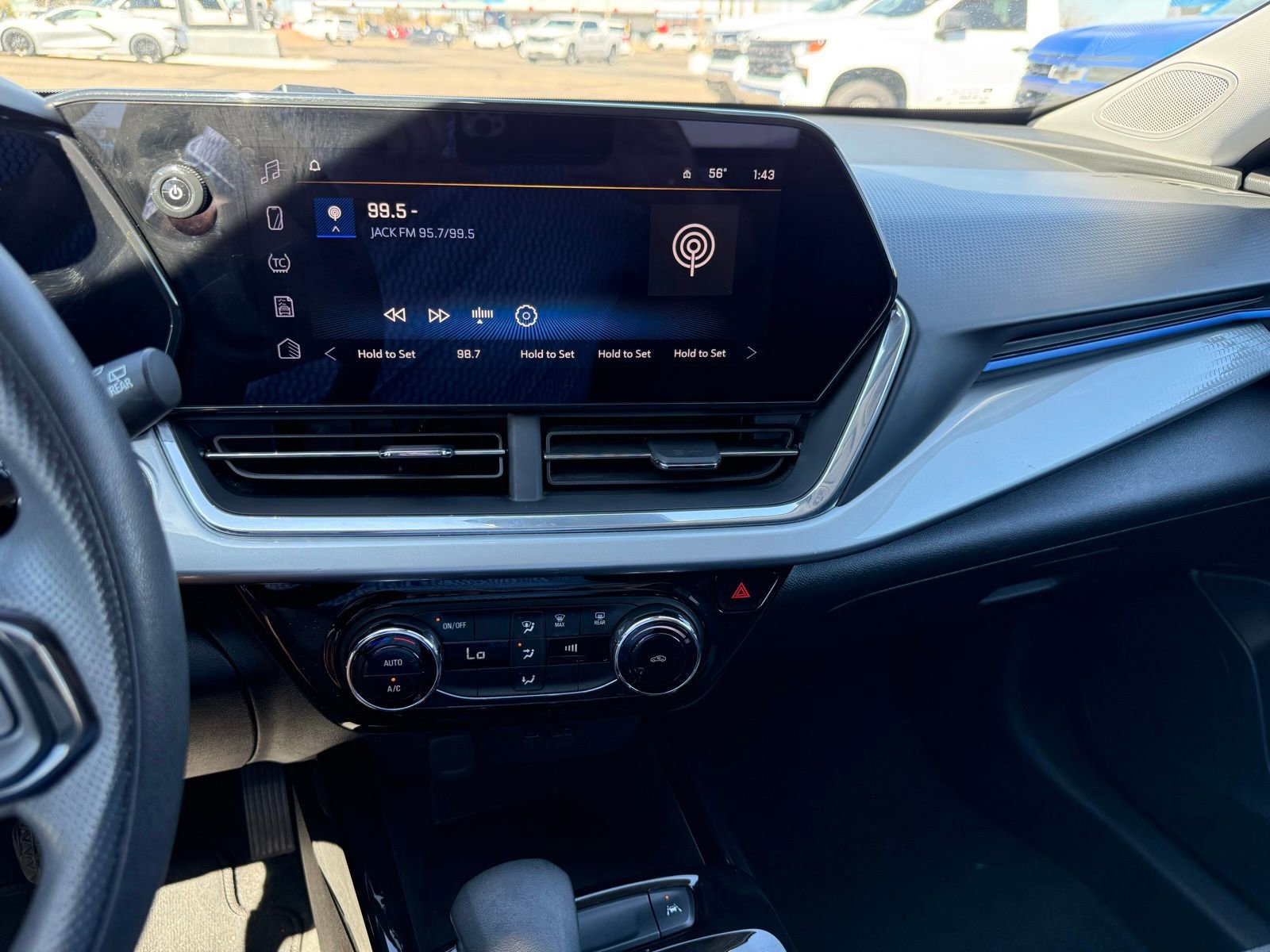 Certified 2024 Chevrolet Trax LT image 21