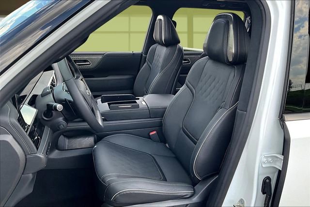 New 2026 INFINITI QX80 Autograph w/ Premium Cargo Package image 25