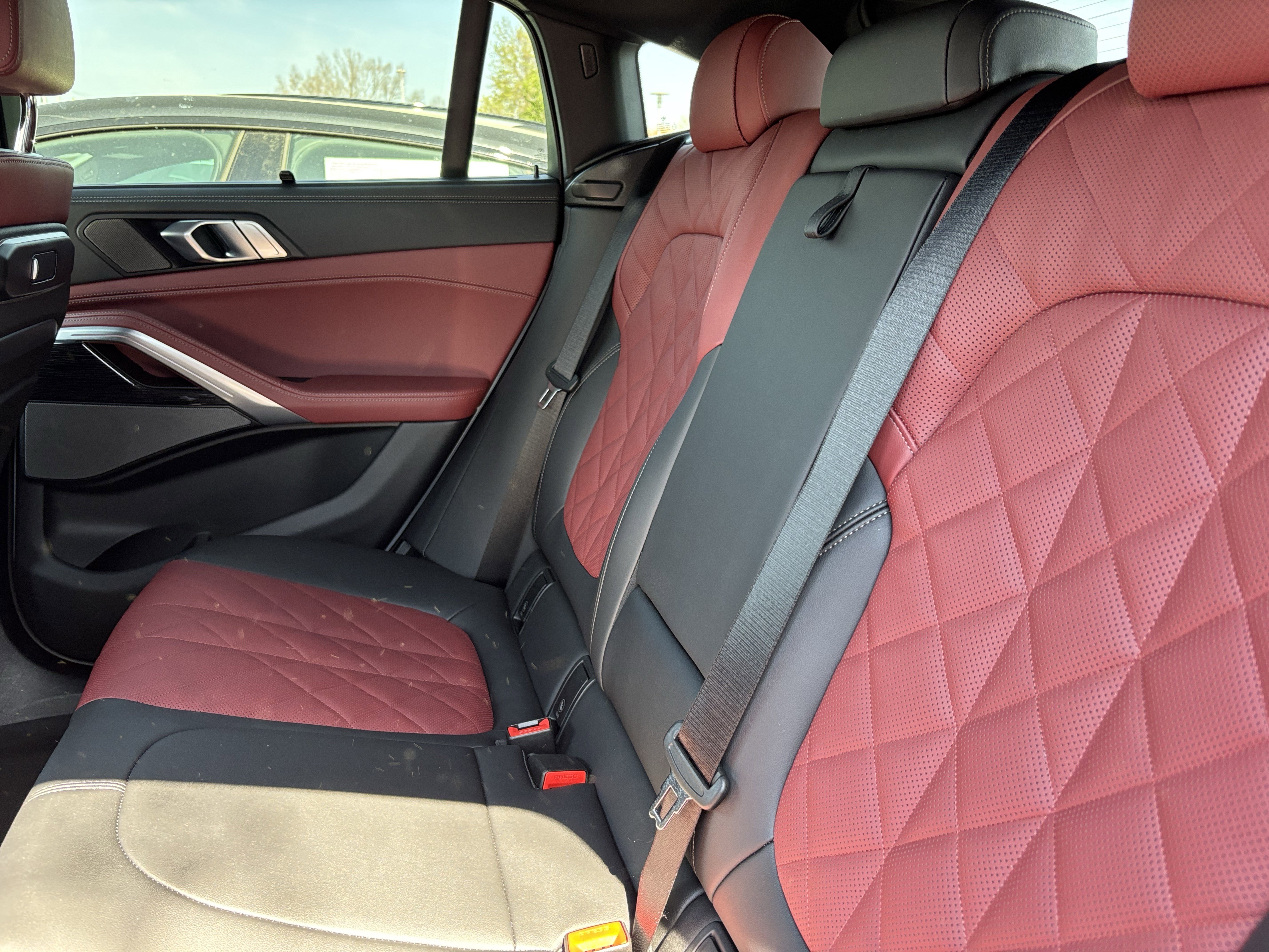 Used 2026 BMW X6 M60i image 33