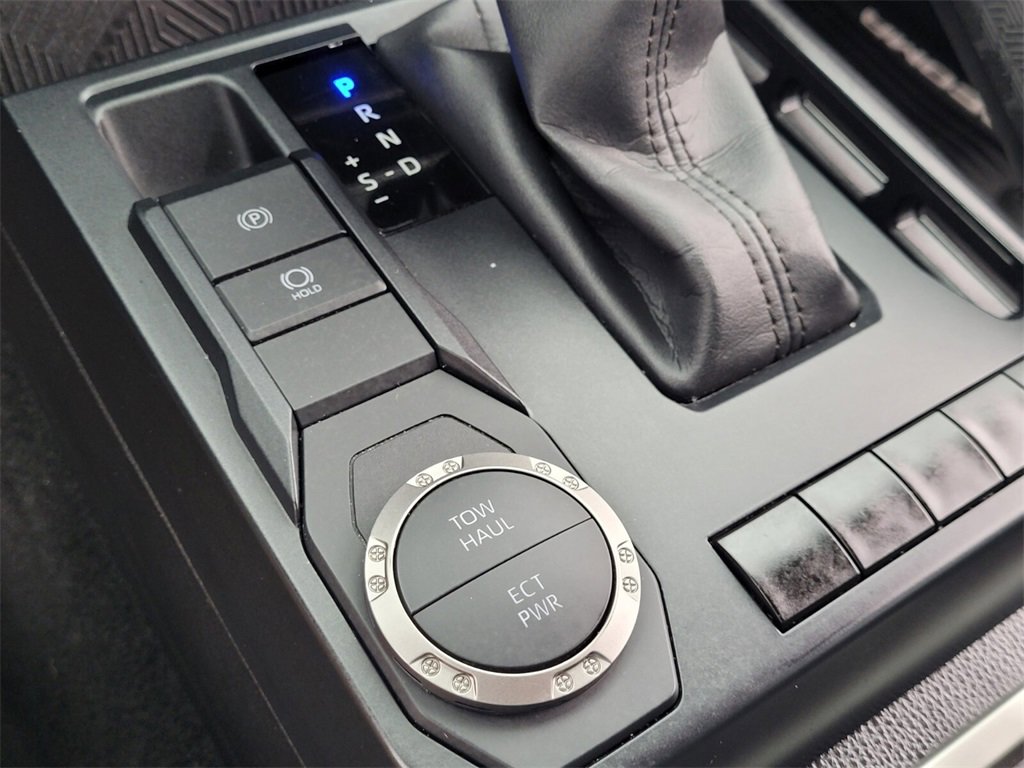 Used 2024 Toyota Tacoma SR5 image 19