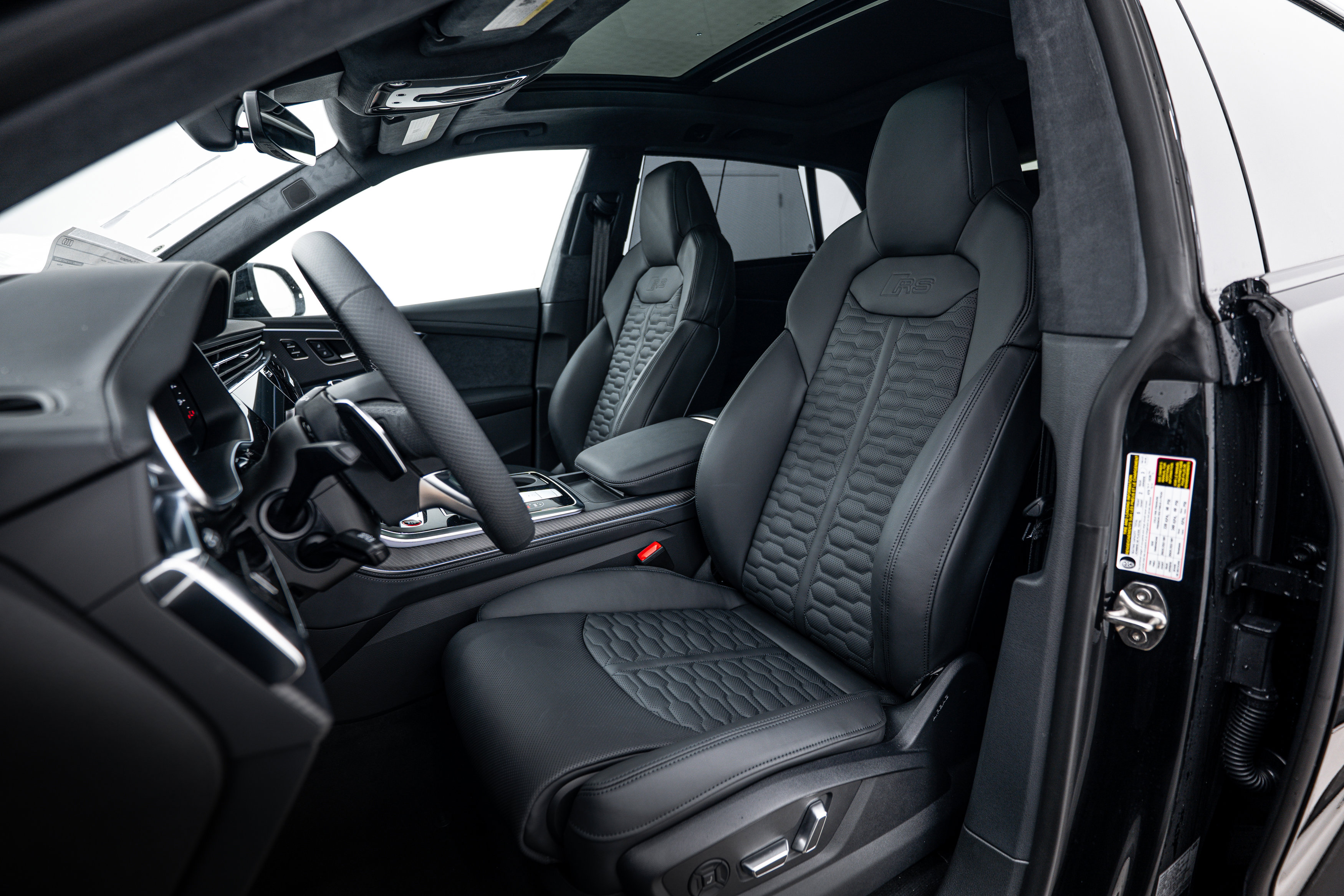 New 2026 Audi RS Q8 performance image 16