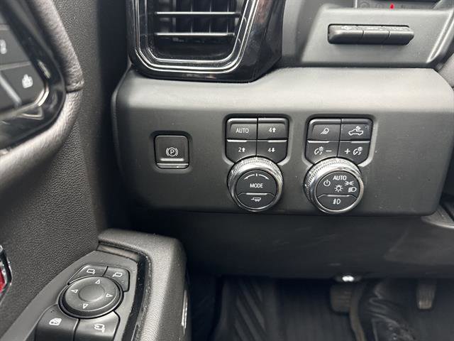 Used 2023 GMC Sierra 1500 AT4 w/ AT4 Premium Package AWD/4WD image 52