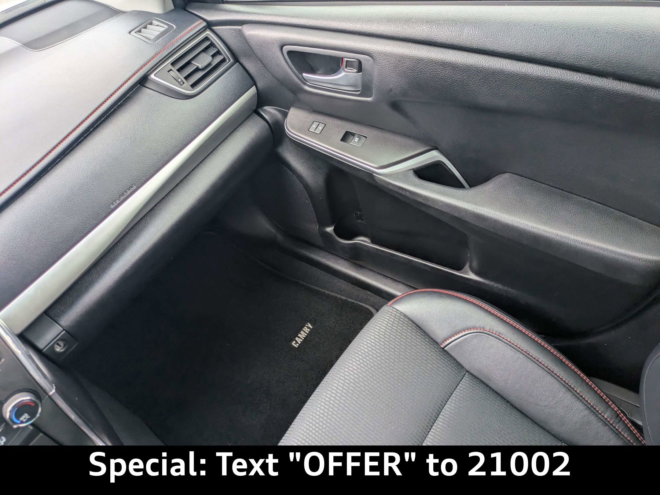 Used 2017 Toyota Camry SE FWD image 16