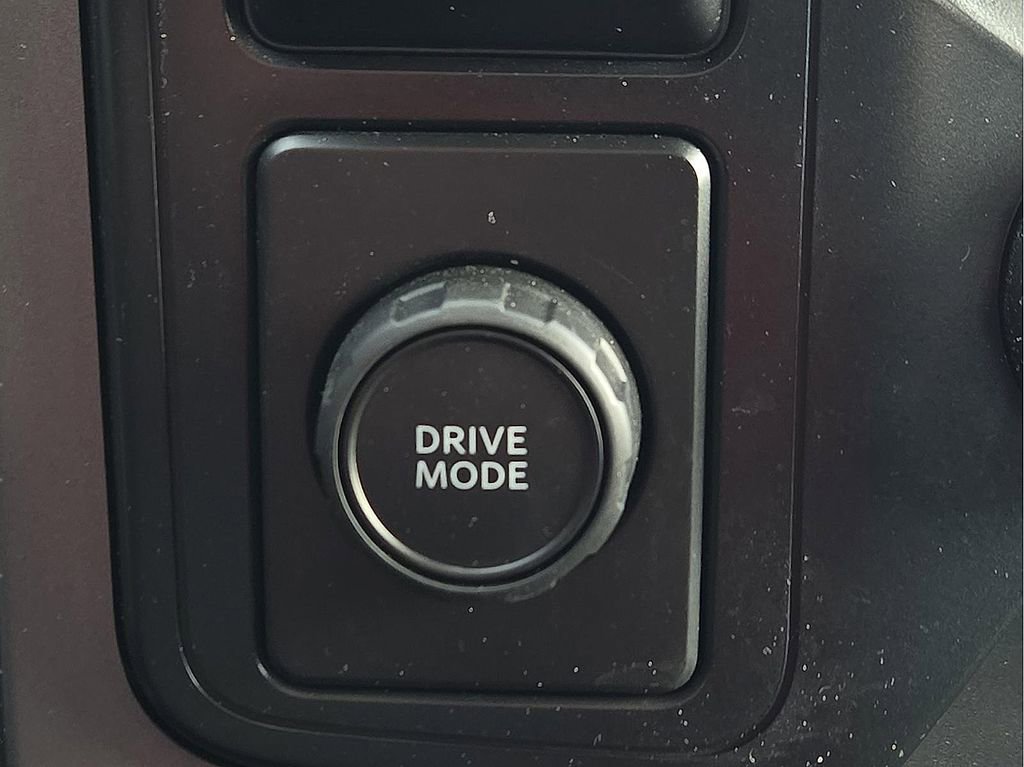 Used 2022 Ford F150 XLT w/ Equipment Group 302A High image 15