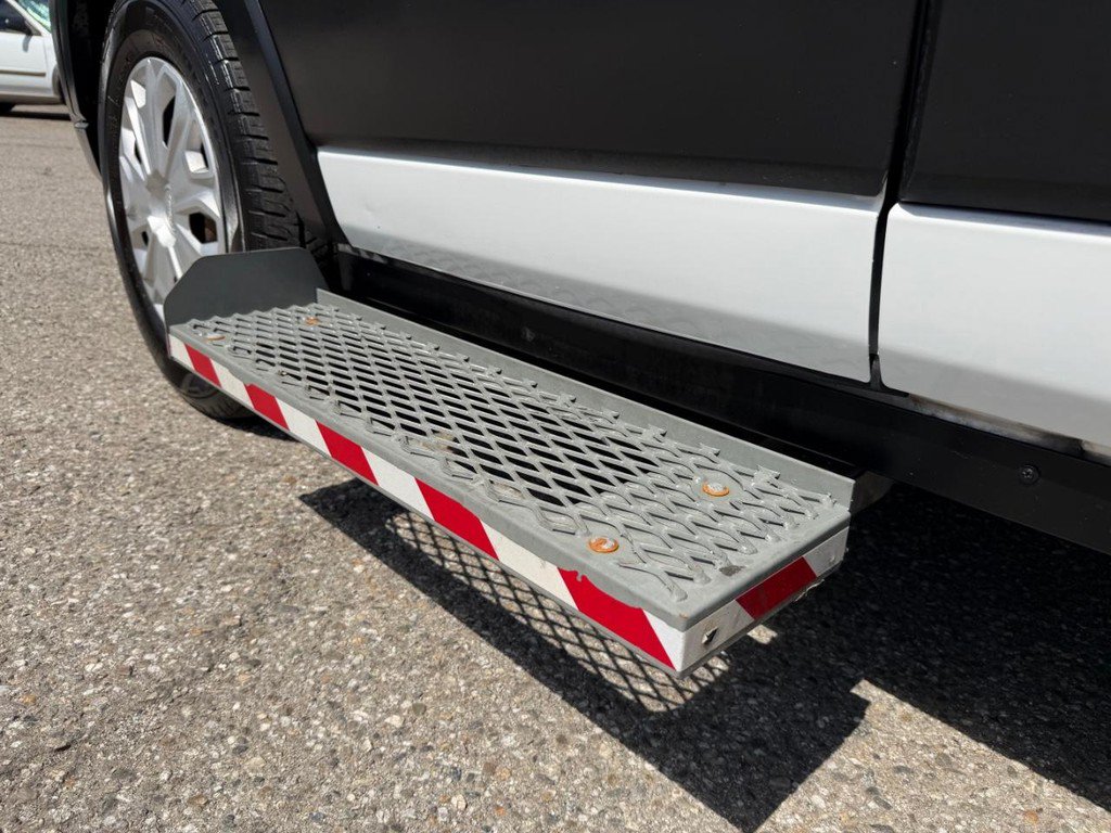 Used 2020 Ford Transit 350 XL RWD image 53