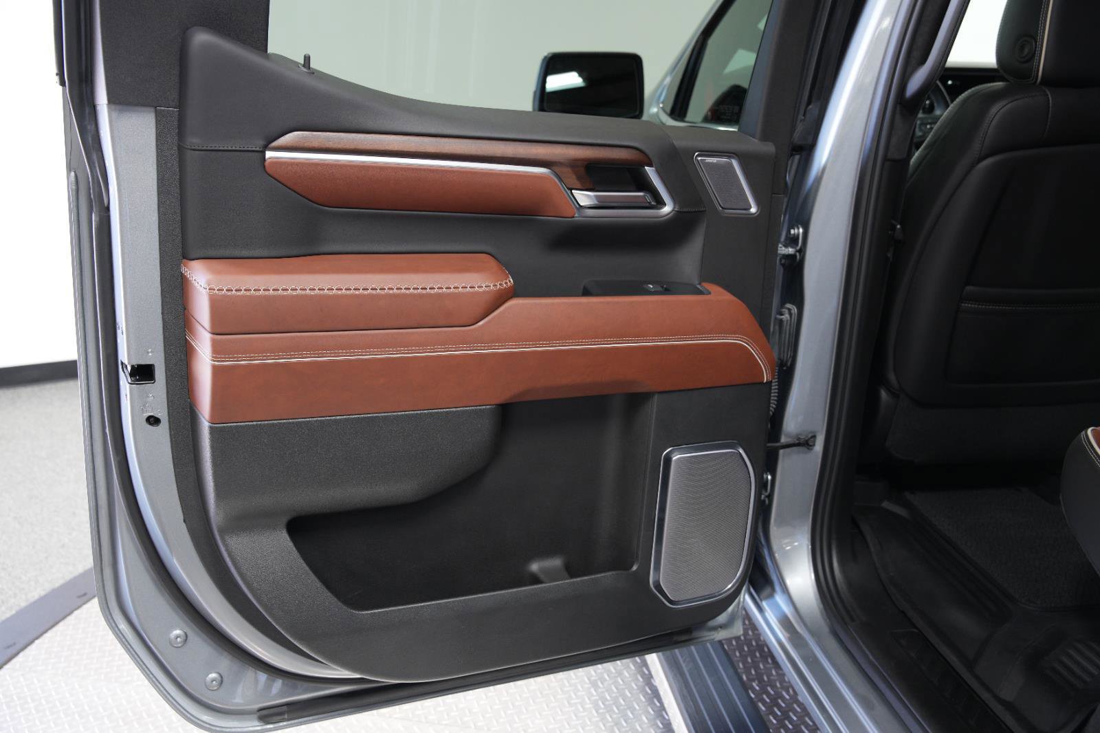 Used 2023 GMC Sierra 1500 Denali Ultimate image 23