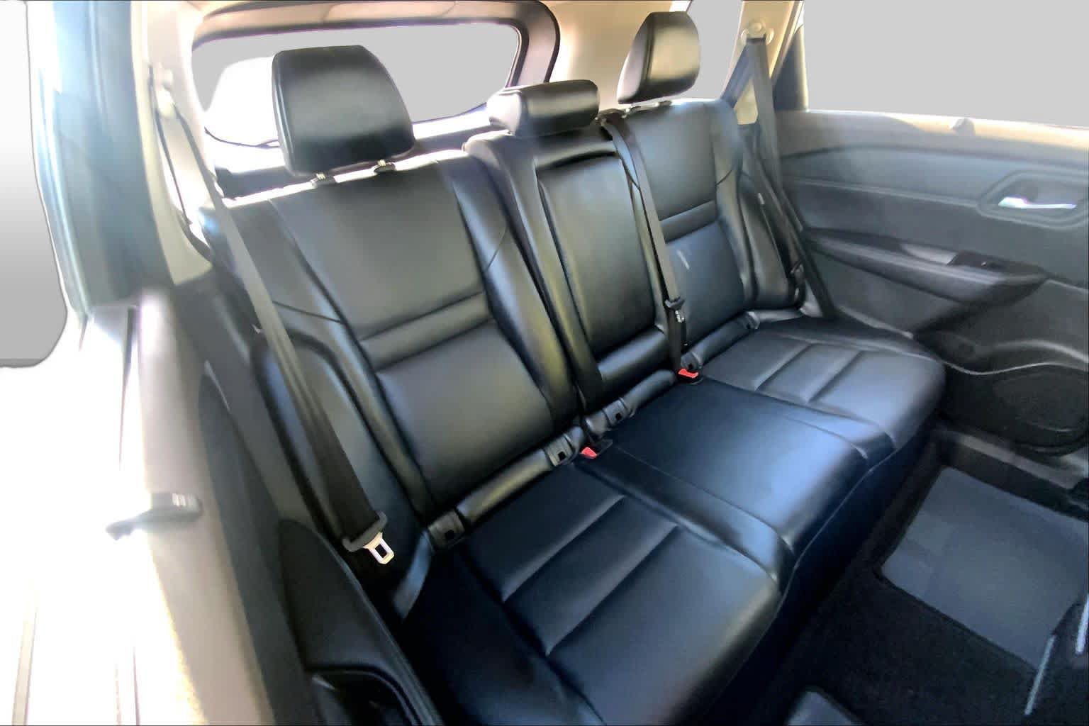 Used 2023 Nissan Rogue SV w/ SV Premium B Package FWD image 33