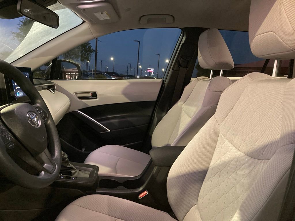 Used 2026 Toyota Corolla Cross L image 10