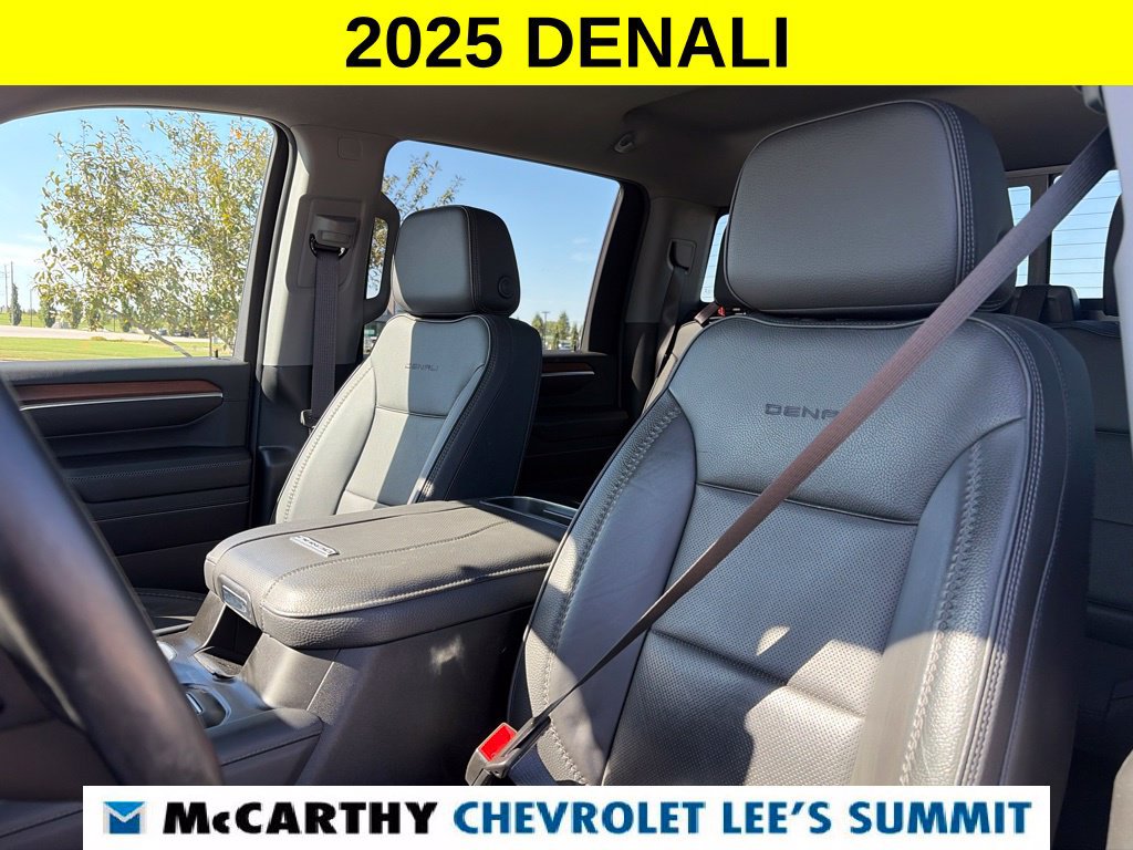 Used 2025 GMC Sierra 3500 Denali AWD/4WD image 49