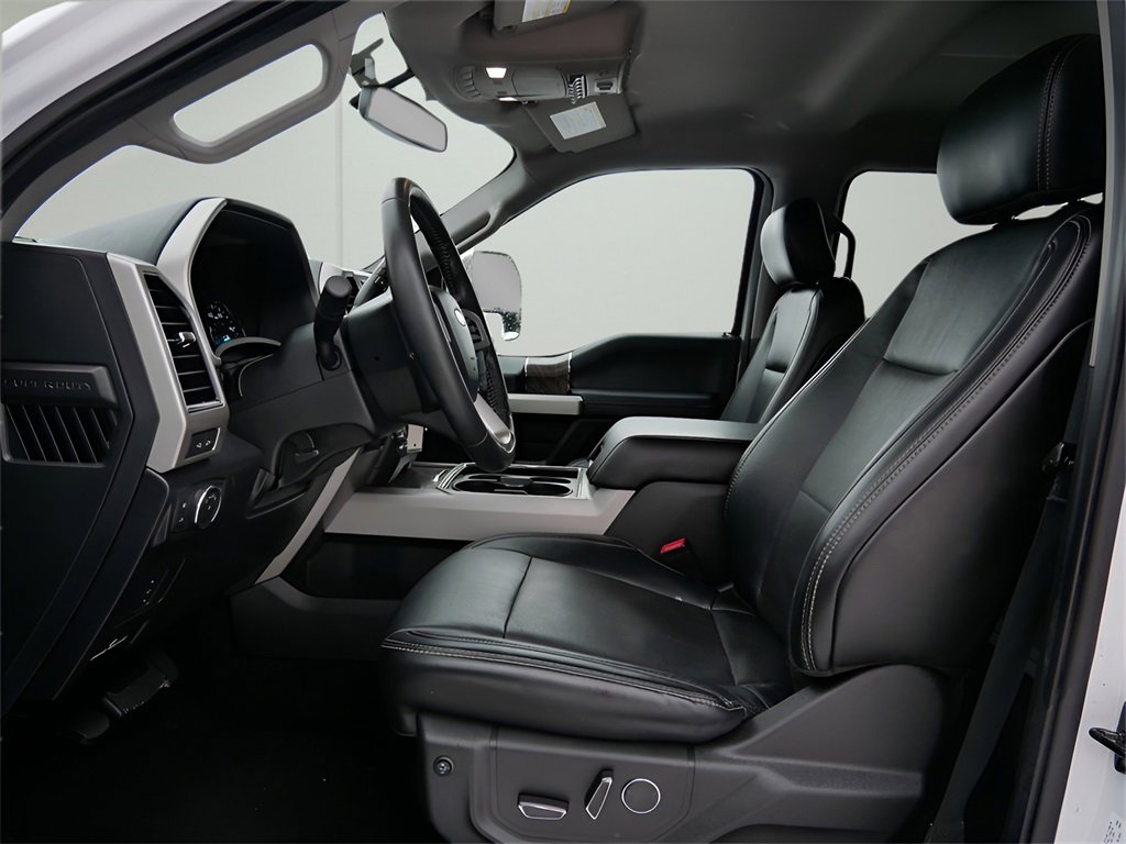 Used 2019 Ford F350 Lariat w/ Chrome Package image 10