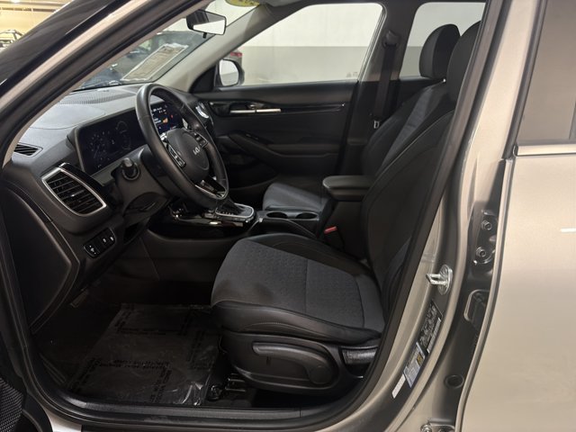 Used 2024 Kia Seltos S FWD image 15