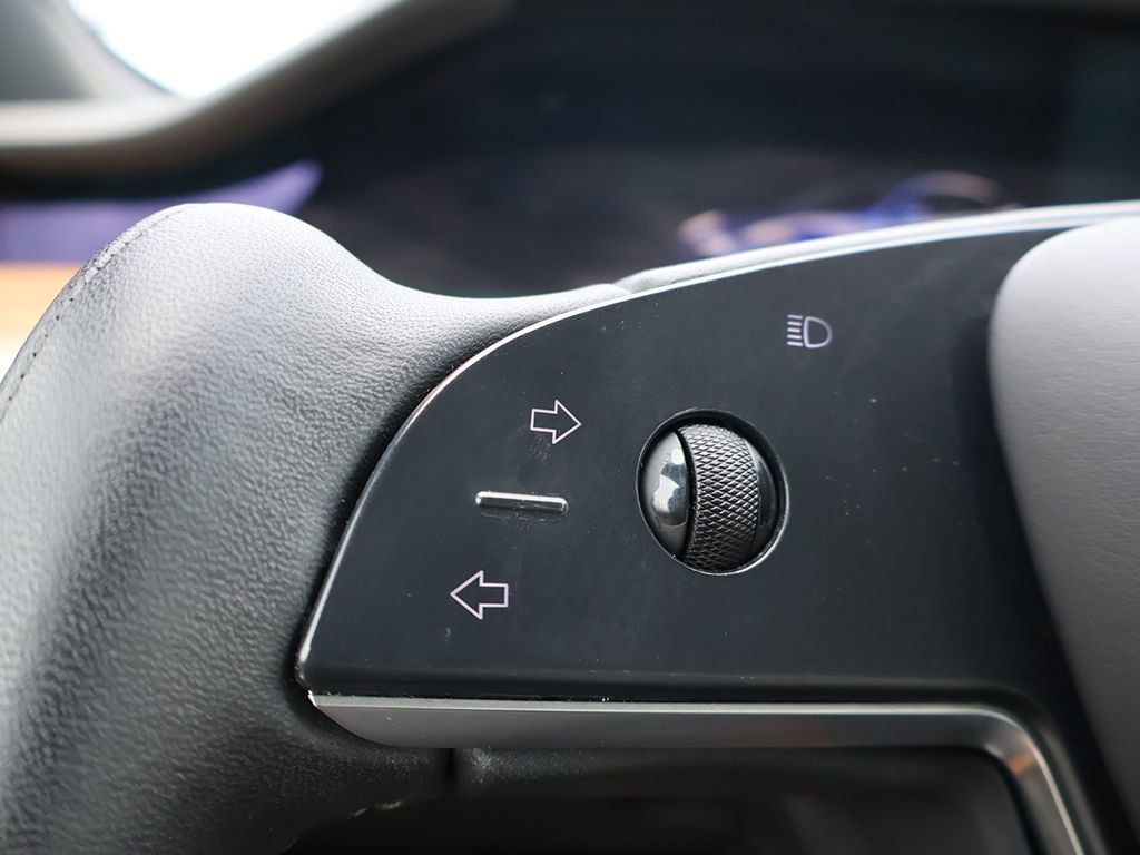 Used 2023 Tesla Model S AWD/4WD image 38