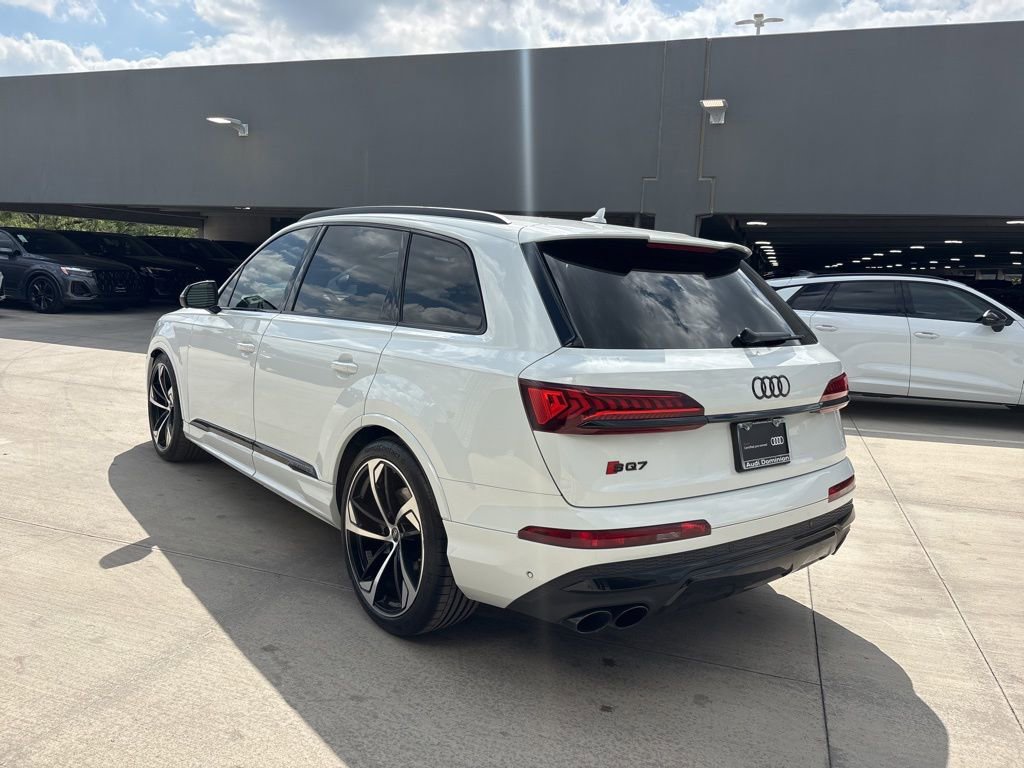 Certified 2023 Audi SQ7 Premium Plus w/ Executive Package AWD/4WD image 8