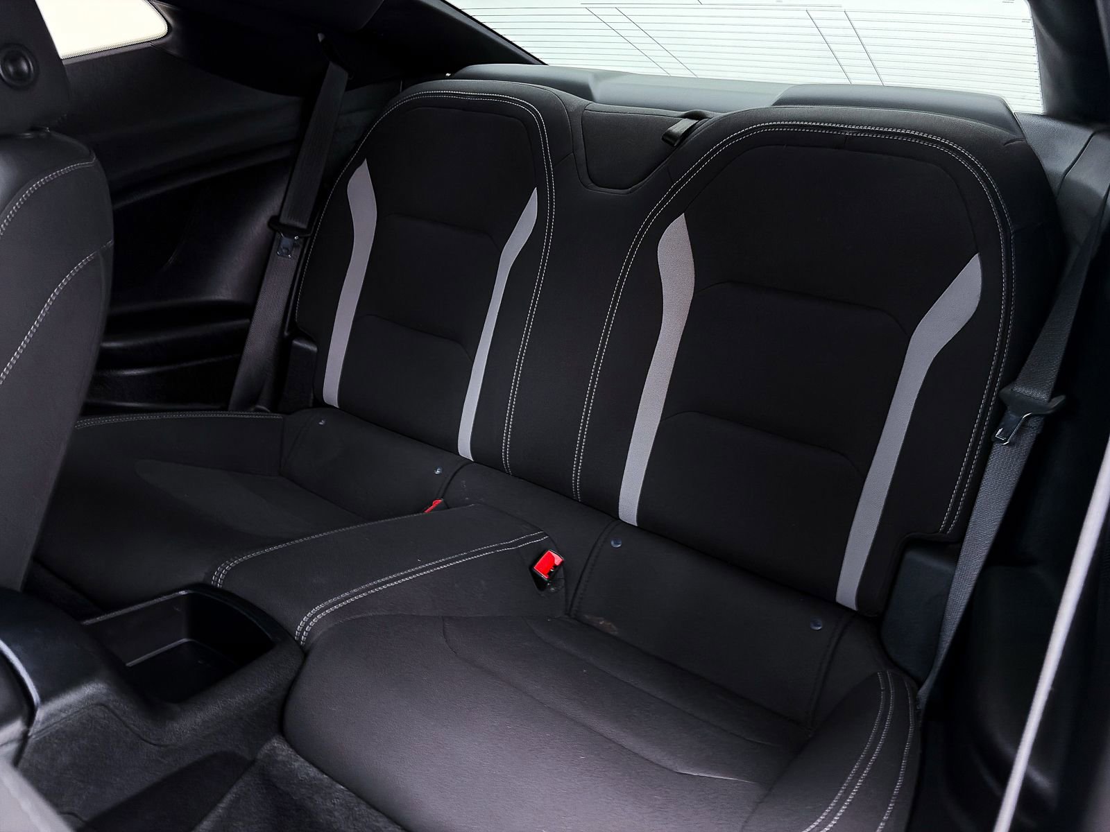 Used 2020 Chevrolet Camaro LT w/ RS Package image 36