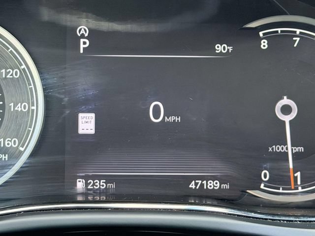 Used 2025 Genesis GV70 2.5T AWD/4WD image 24