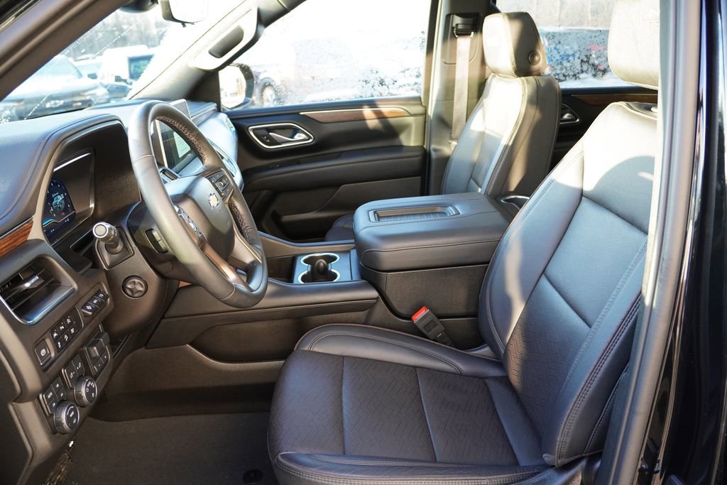 Certified 2024 Chevrolet Suburban High Country image 16