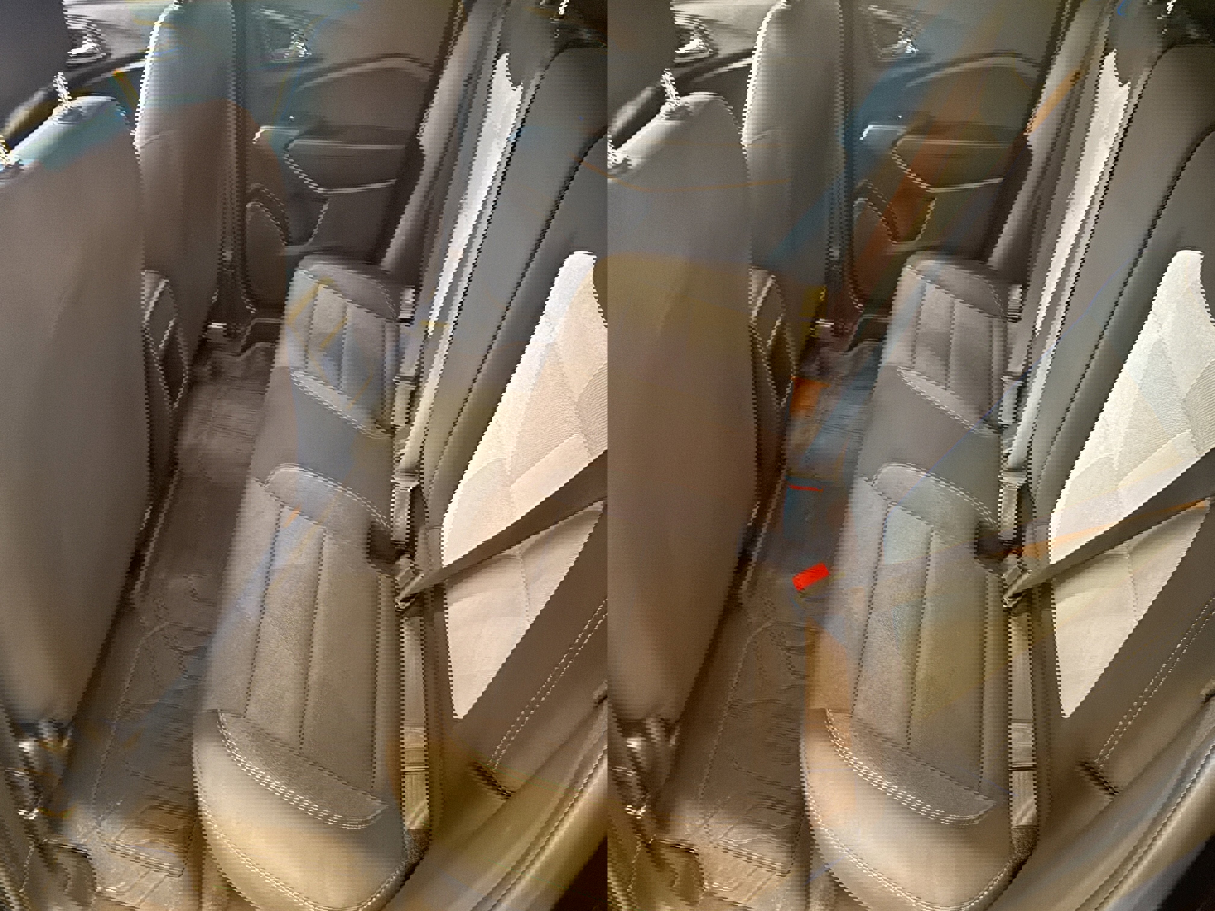 Used 2025 Chevrolet Trax LS w/ LS Convenience Package image 6