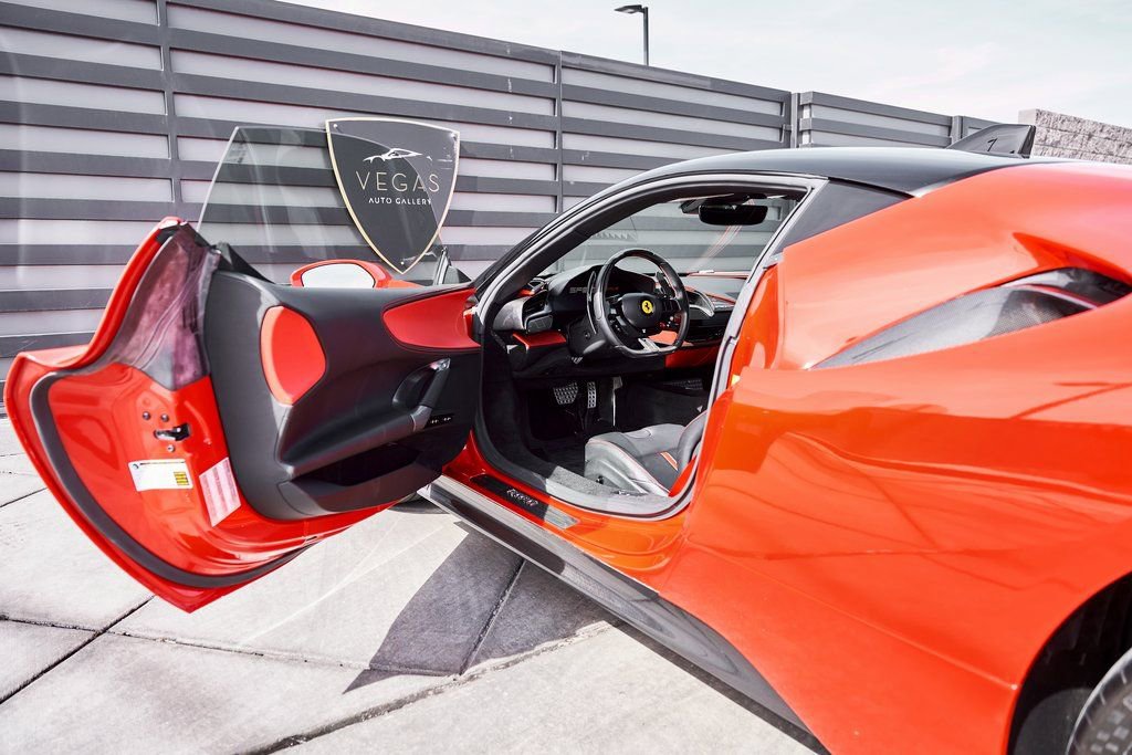 Used 2021 Ferrari SF90 Stradale image 33