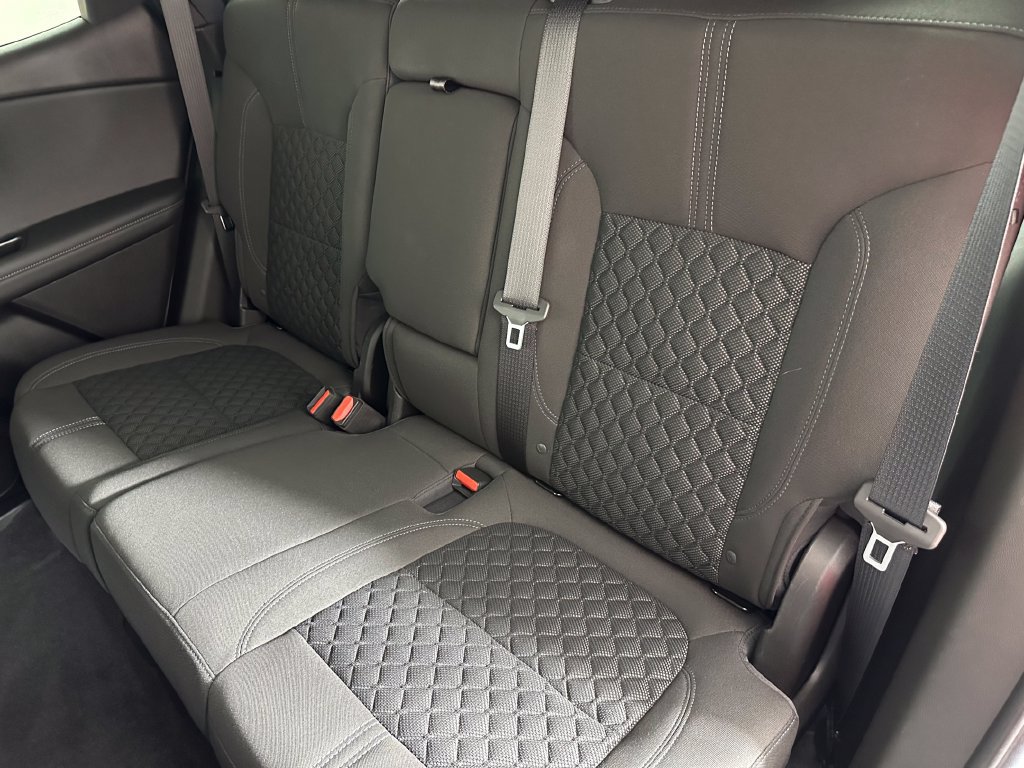 Used 2020 Chevrolet Blazer LT FWD image 25