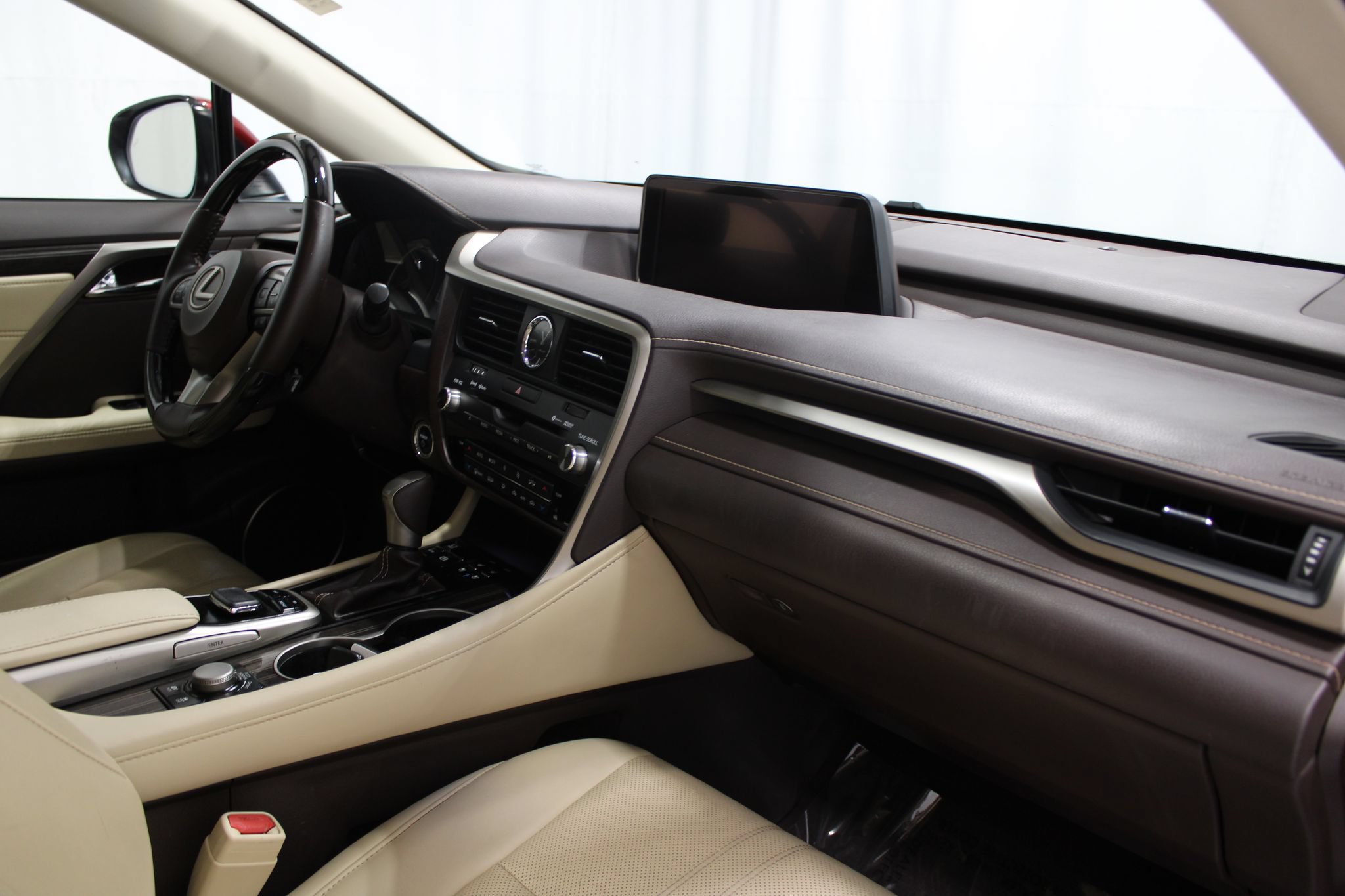 Used 2016 Lexus RX 450h AWD w/ Luxury Package image 26