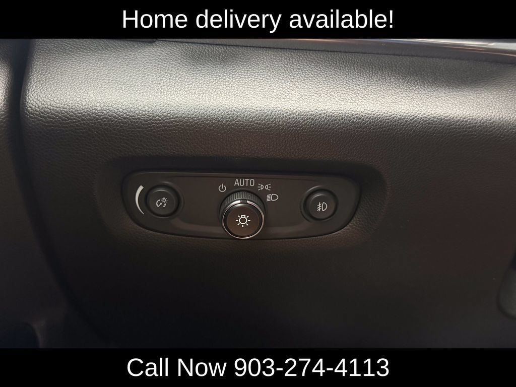 Used 2021 Chevrolet Traverse Premier w/ Redline Edition FWD image 30