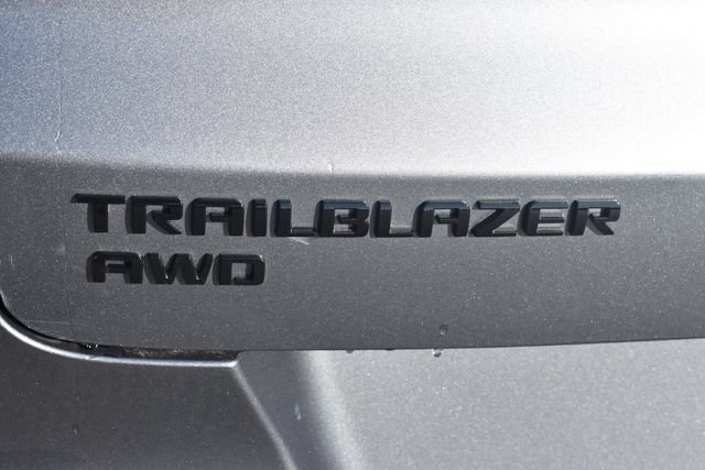 Used 2022 Chevrolet TrailBlazer RS w/ Technology Package AWD/4WD image 16