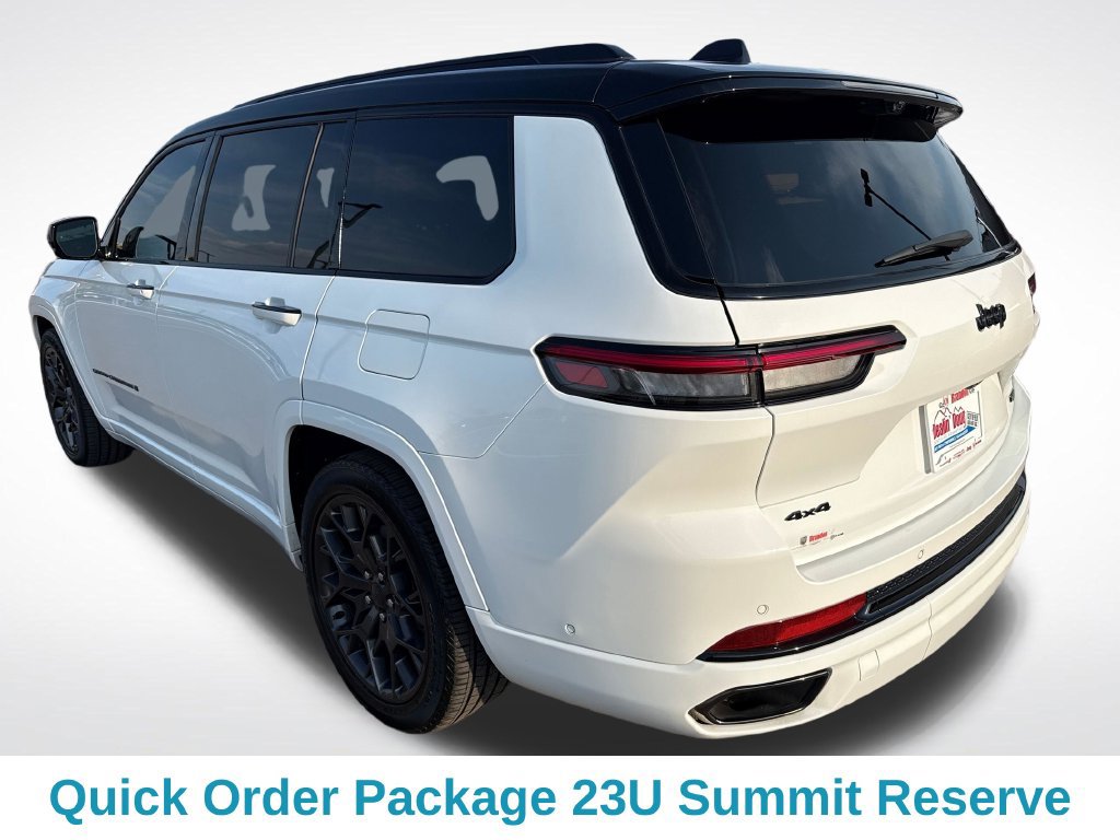 Used 2024 Jeep Grand Cherokee L Summit AWD/4WD image 4