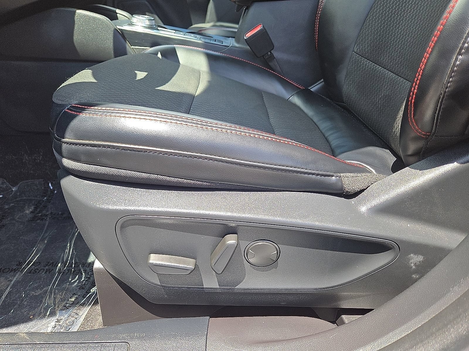 Used 2024 Ford Escape ST-Line AWD/4WD image 23