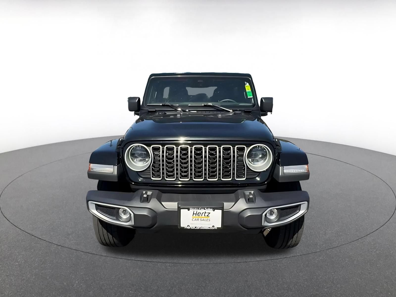 Used 2025 Jeep Wrangler Unlimited Sahara AWD/4WD image 4