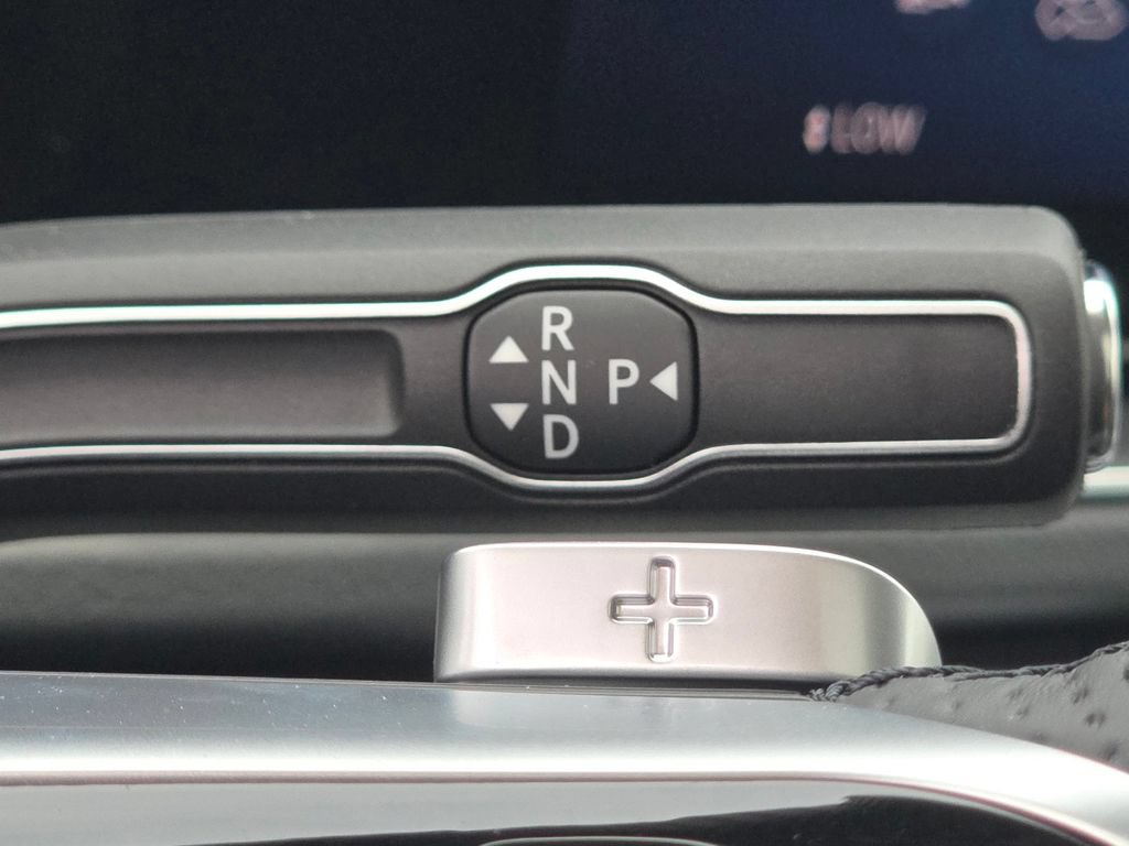 New 2026 Mercedes-Benz GLS 450 4MATIC image 38