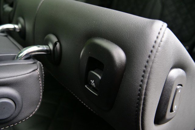 Used 2024 BMW X7 xDrive40i w/ Premium Package image 38