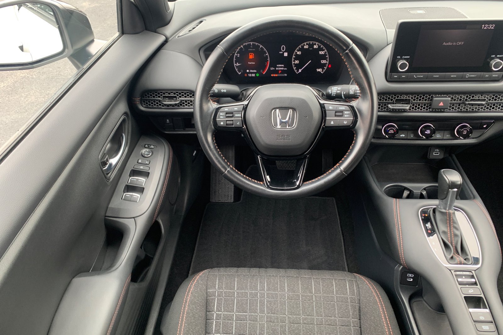 Used 2025 Honda HR-V Sport image 18