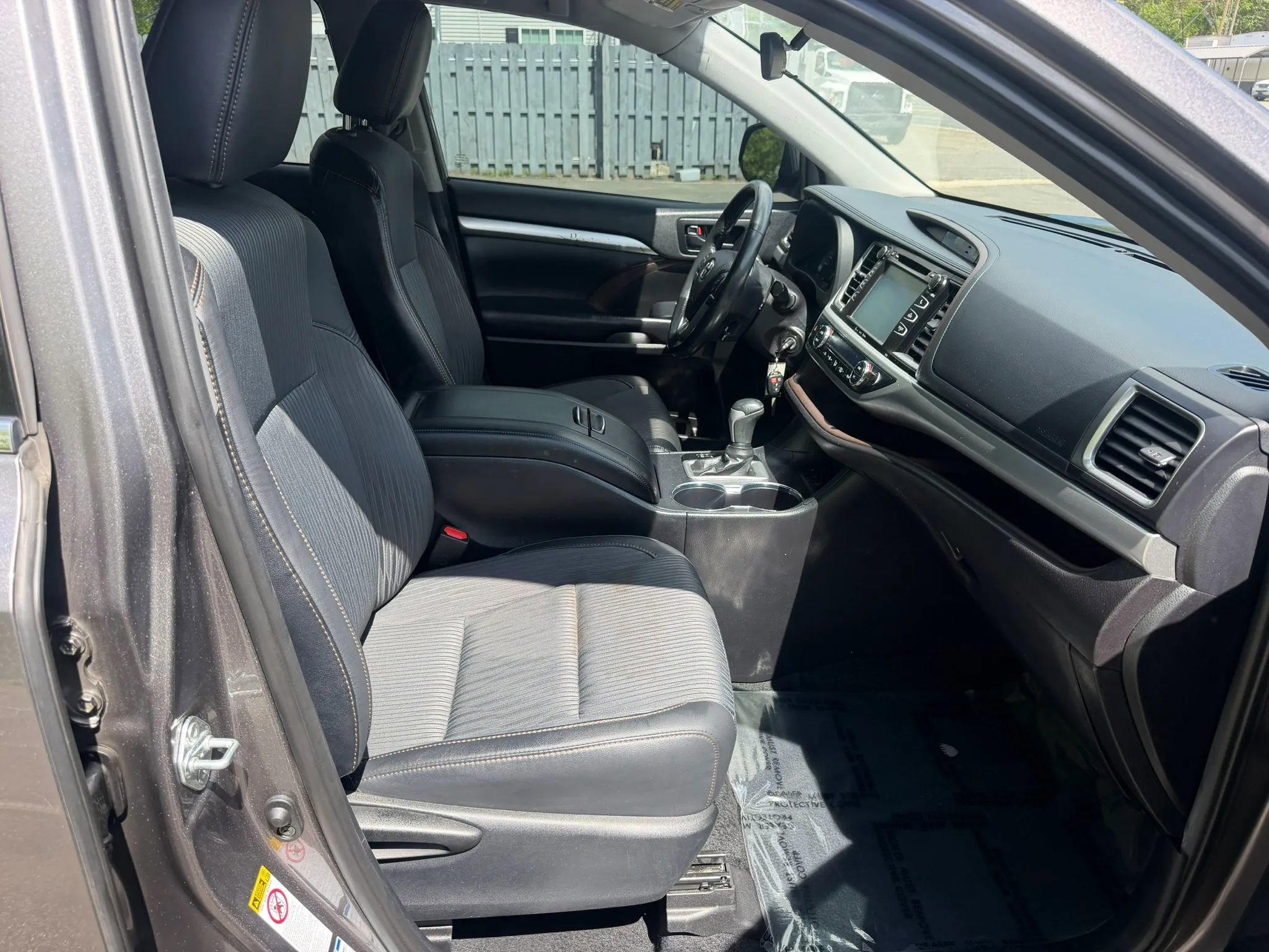 Used 2019 Toyota Highlander Plus image 17