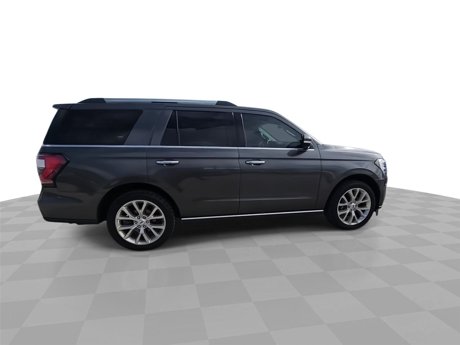 Used 2019 Ford Expedition Limited w/ Equipment Group 302A AWD/4WD image 9