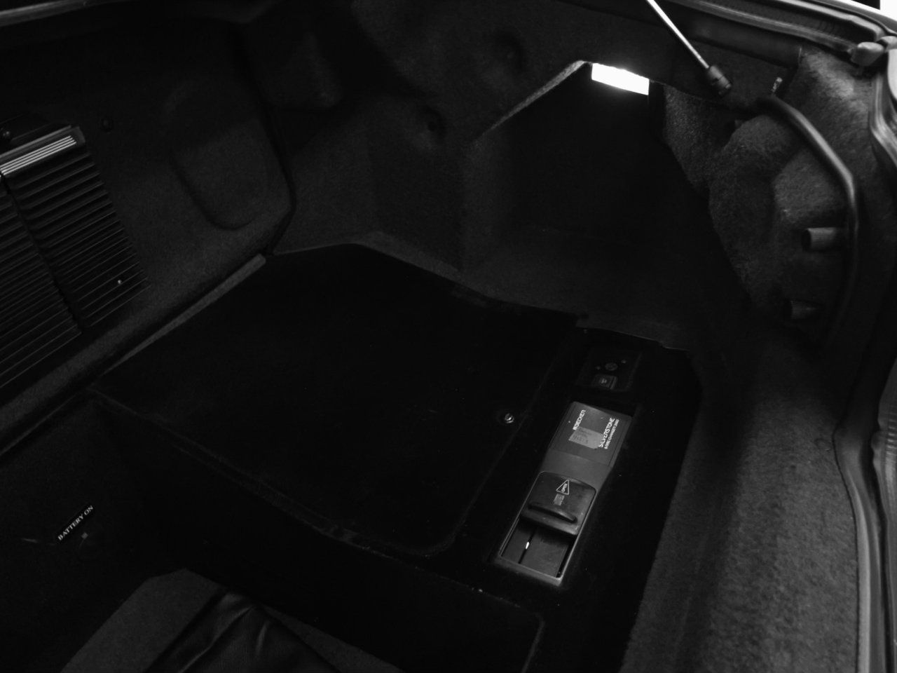 Used 2003 Aston Martin DB7 Vantage image 81