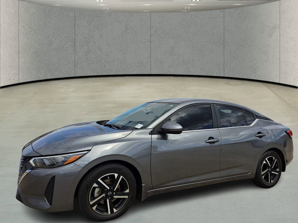 Used 2025 Nissan Sentra SV image 9
