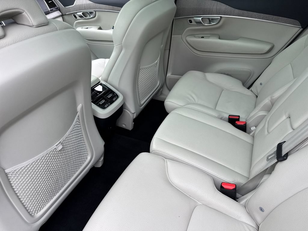 Certified 2023 Volvo XC90 B6 Core w/ Protection Package Premier AWD/4WD image 11