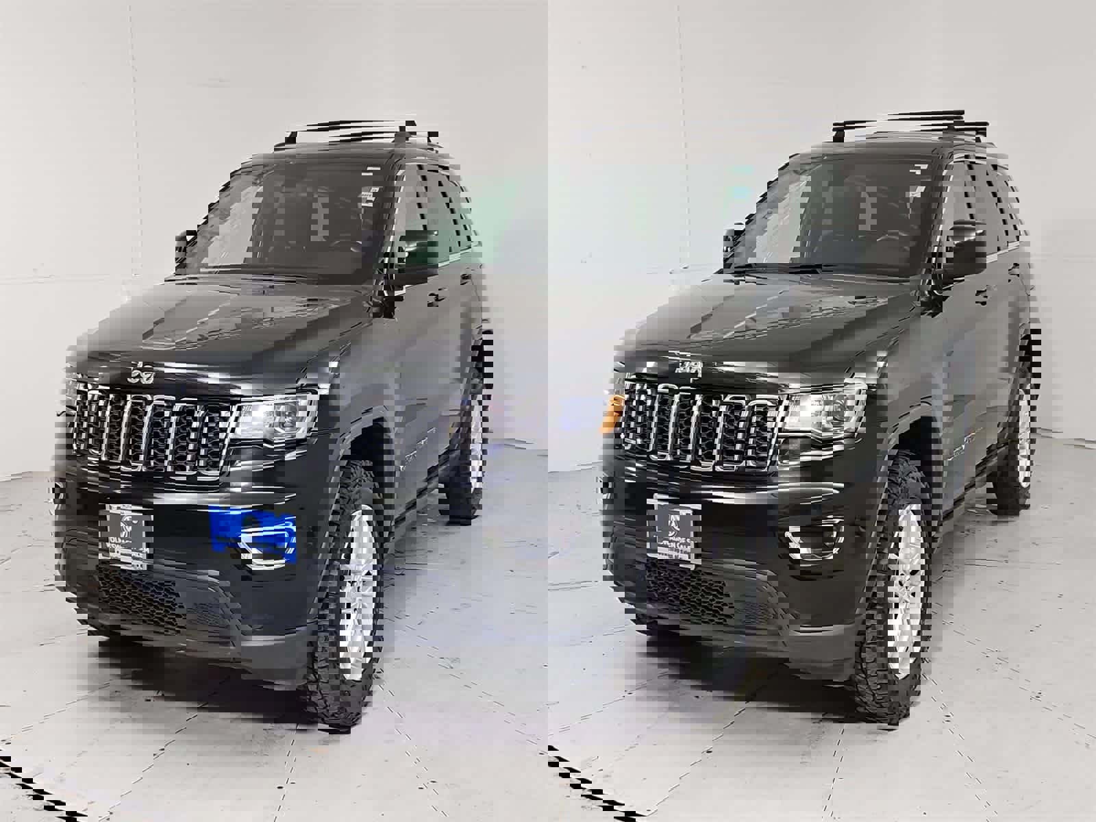 Used 2017 Jeep Grand Cherokee Laredo w/ Quick Order Package 23E