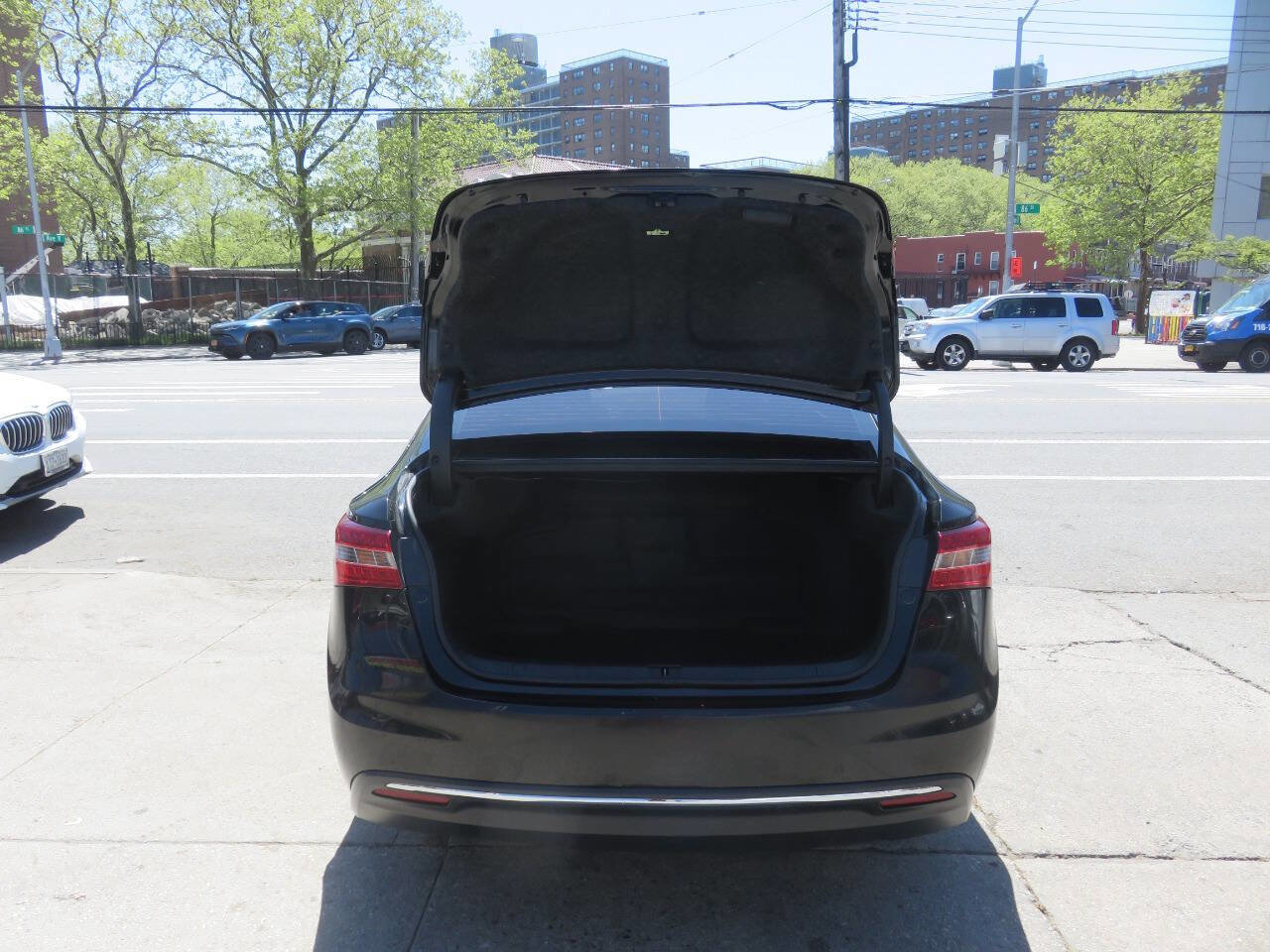 Used 2018 Toyota Avalon XLE Plus w/ Protection Package FWD image 23