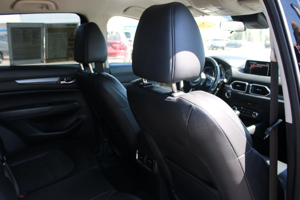 Used 2018 MAZDA CX-5 Touring FWD image 31