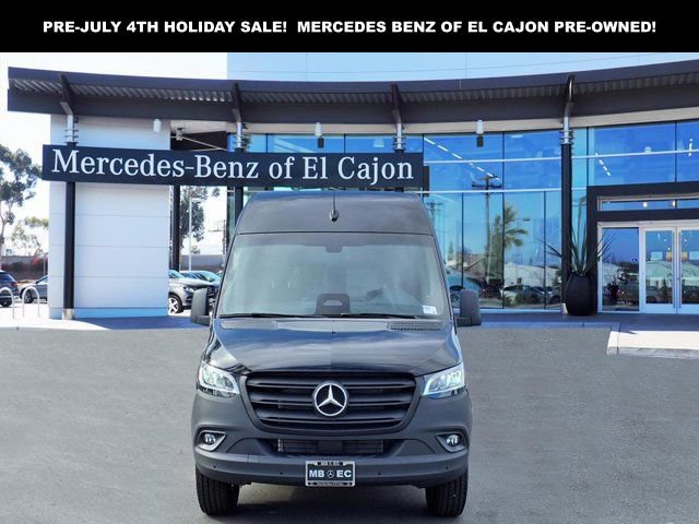 New 2025 Mercedes-Benz Sprinter 2500 image 3
