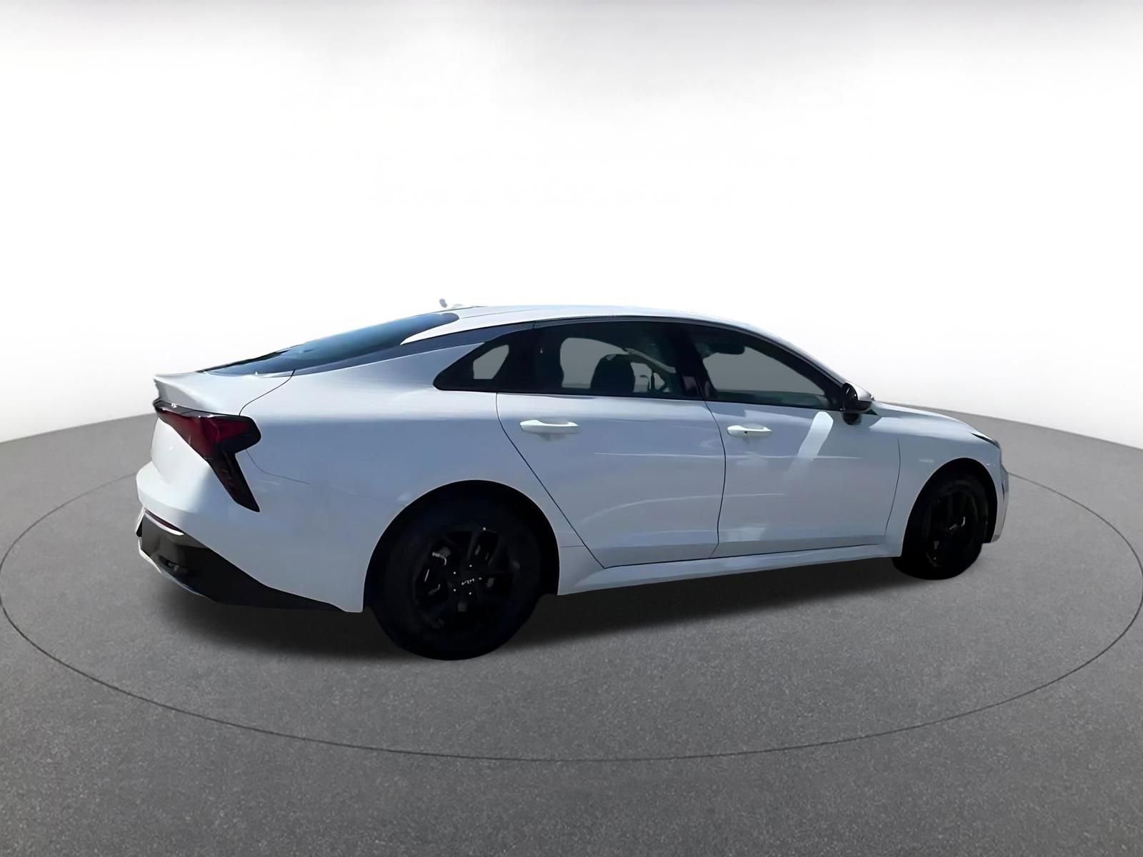 Used 2025 Kia K5 LXS FWD image 14